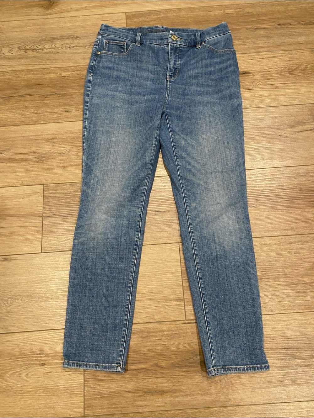 Chico’s So Slimming Girlfriend Slim Leg Ankle Jeans Sz 8